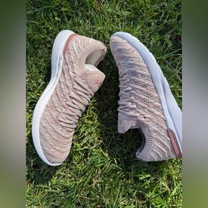 NEW - APL | Tech-loom Wave | Cream Beachwood Sneakers | Womens 38.5/8 Unisex